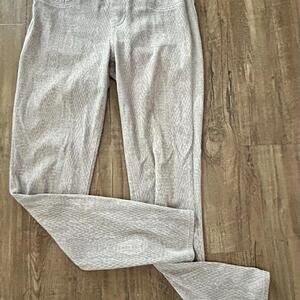SPANX Size Small, Light Grey Faux Snakeskin Pattern Leggings, Stretch Pull On